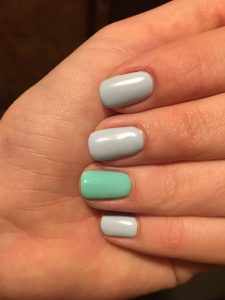 Modne cieniowanie na paznokciach. Profesjonalny manicure ombre Warszawa. Jak zrobić żelowe ombre?